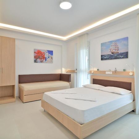 Evas Rooms 尼欧波洛伊 外观 照片