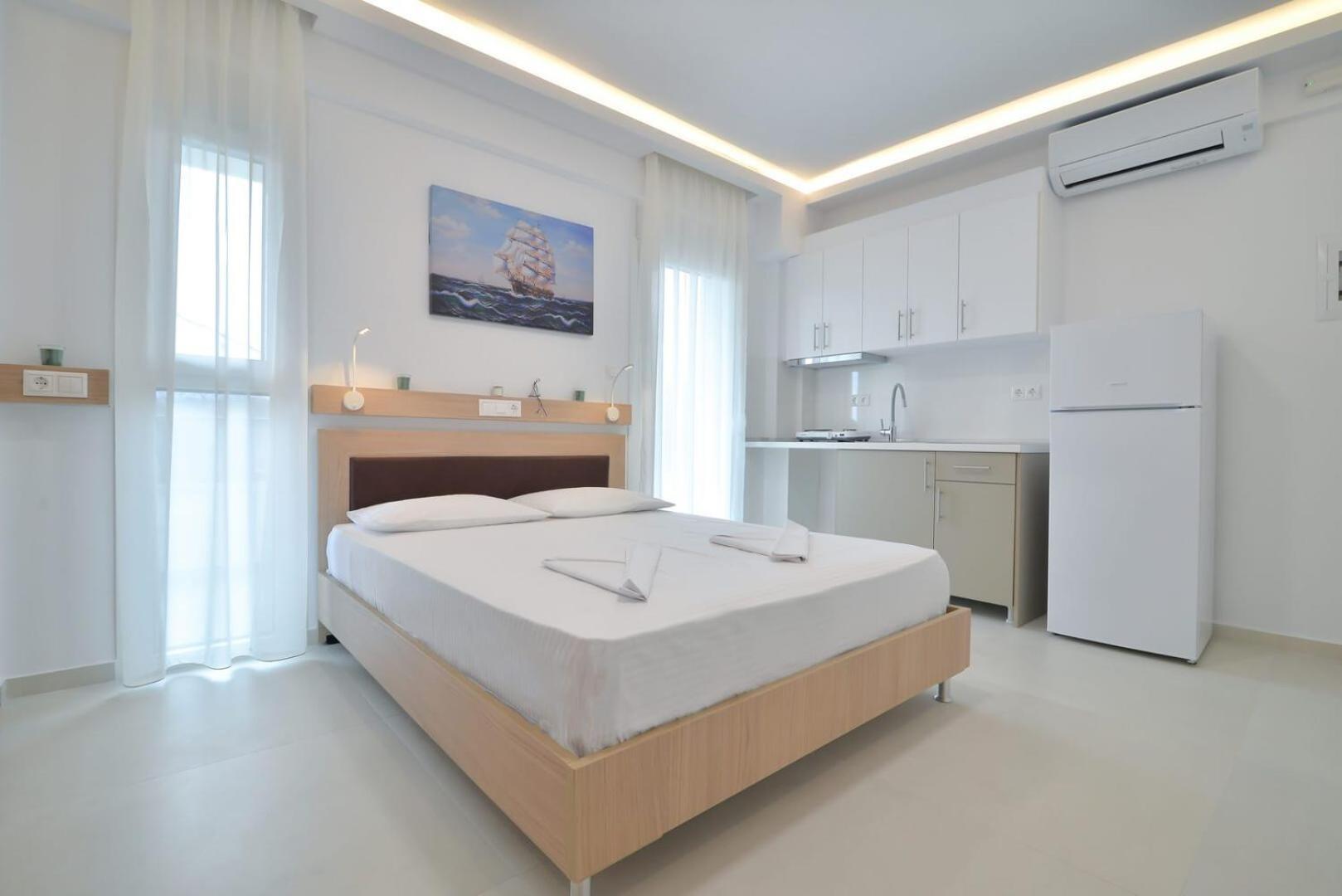 Evas Rooms 尼欧波洛伊 外观 照片