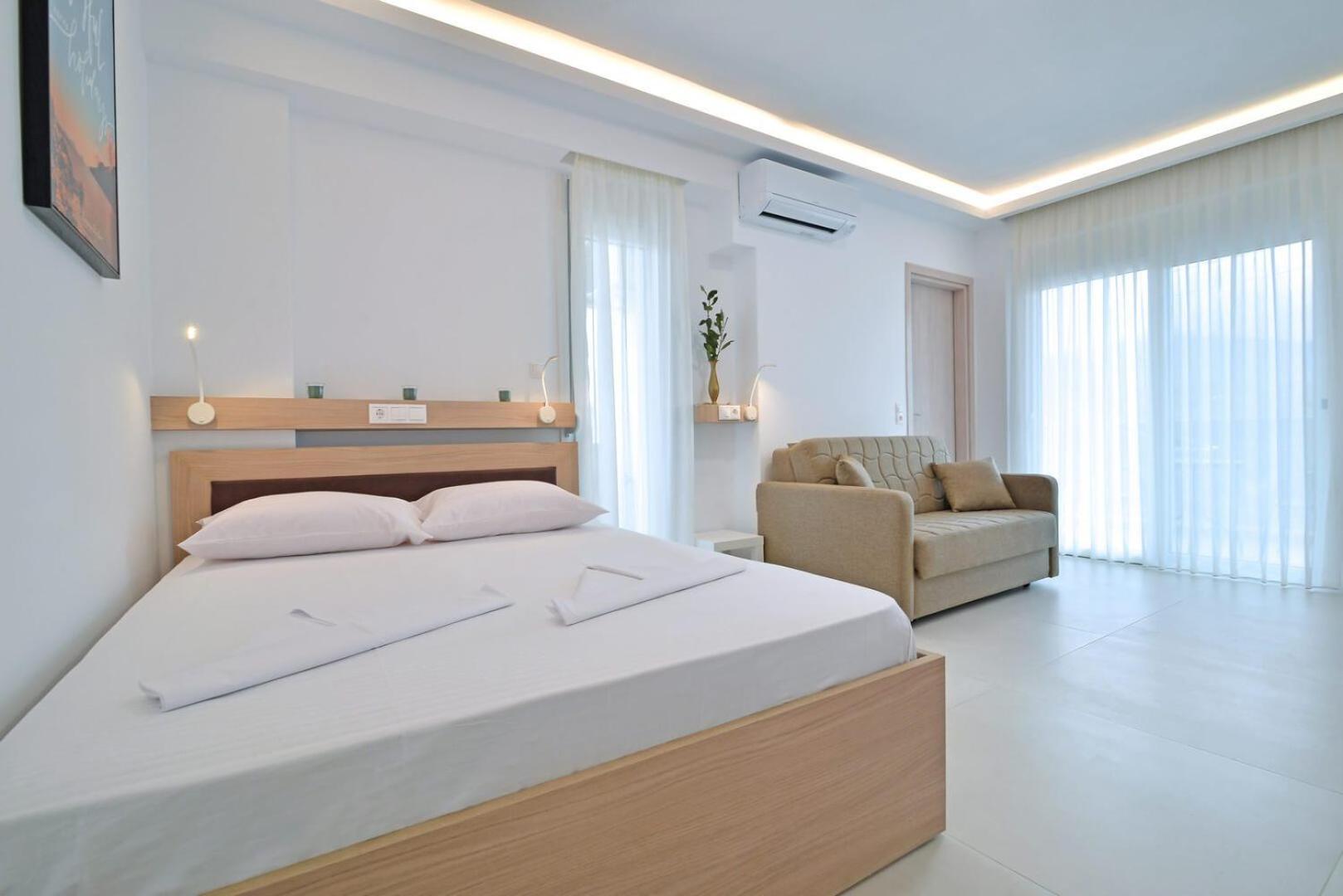 Evas Rooms 尼欧波洛伊 外观 照片