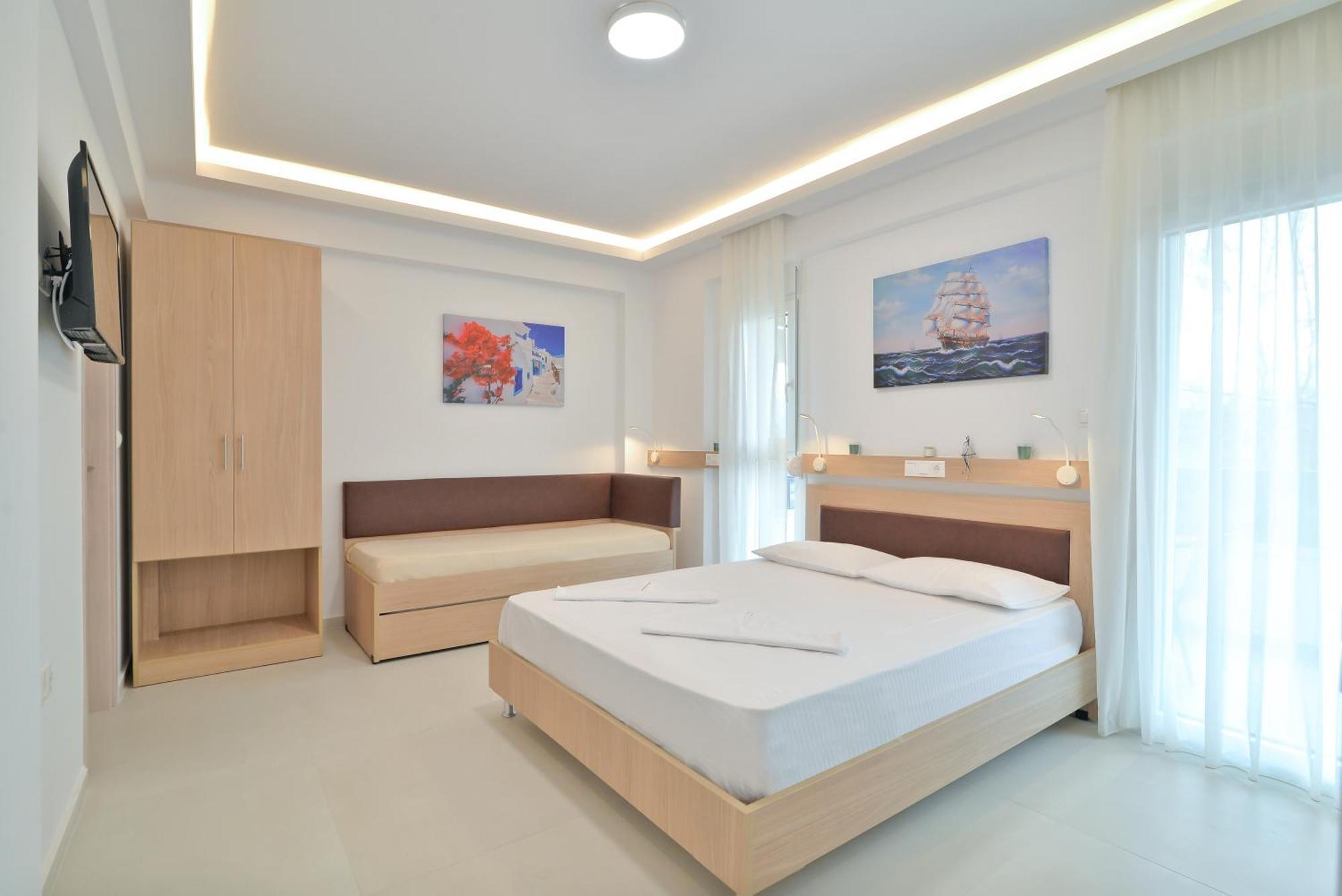Evas Rooms 尼欧波洛伊 外观 照片