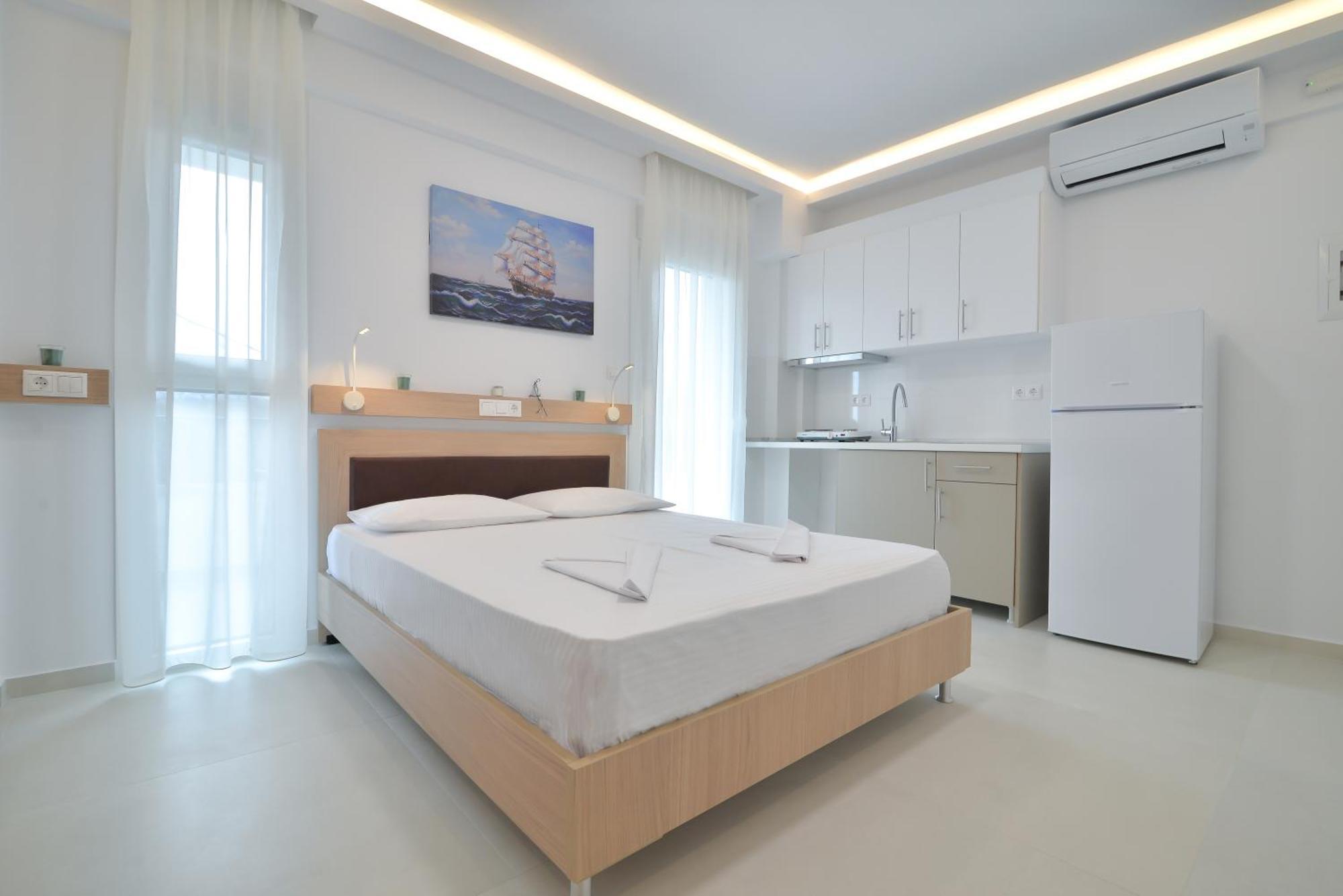 Evas Rooms 尼欧波洛伊 外观 照片